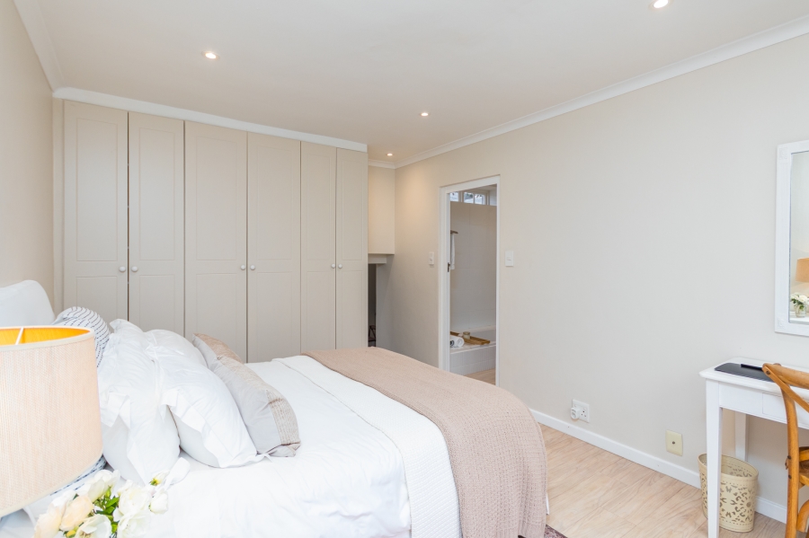 To Let 2 Bedroom Property for Rent in Claremont Upper Western Cape